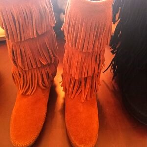 TASSEL BOOTS